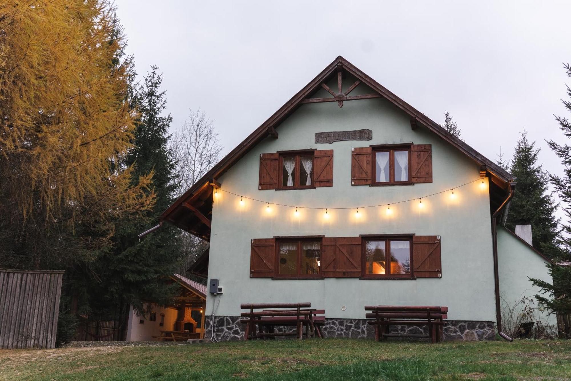 Вилла Csaloka Kulcsoshaz Харгита-Бэй Экстерьер фото